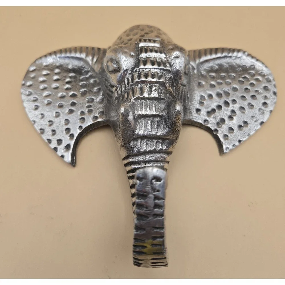 Elephant Medal Wall‎ Decor Good To Hang Things